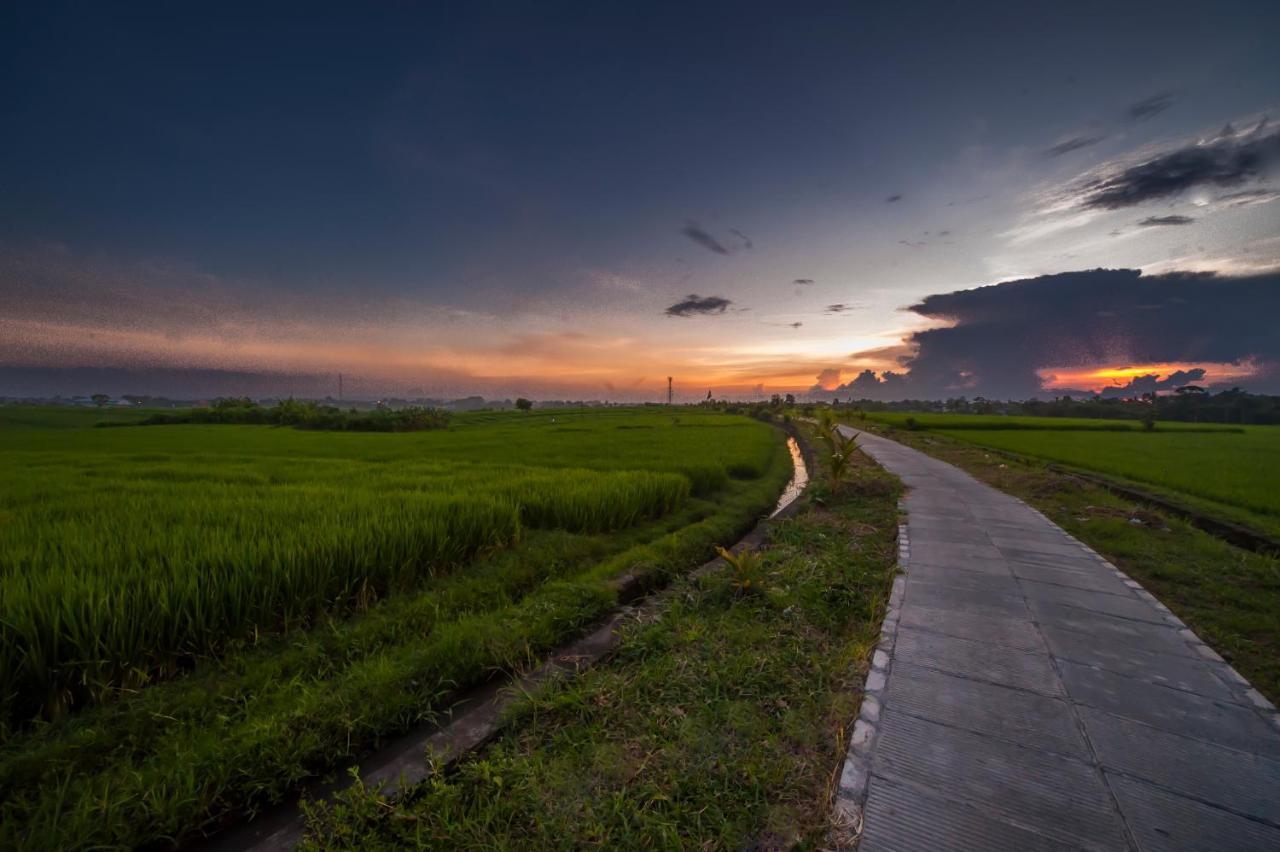The Lebak Canggu Exterior photo